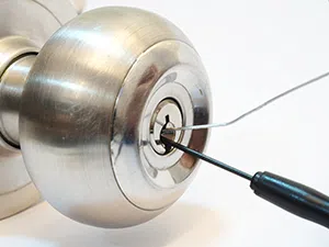 Ellington CT Locksmith Store Ellington, CT 860-317-0031 - key-making